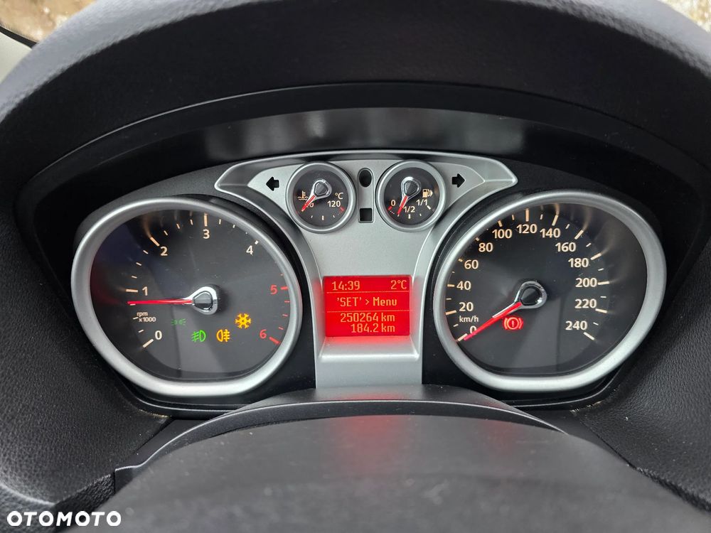 Ford Kuga 2.0 TDCi 2x4 Trend - 31