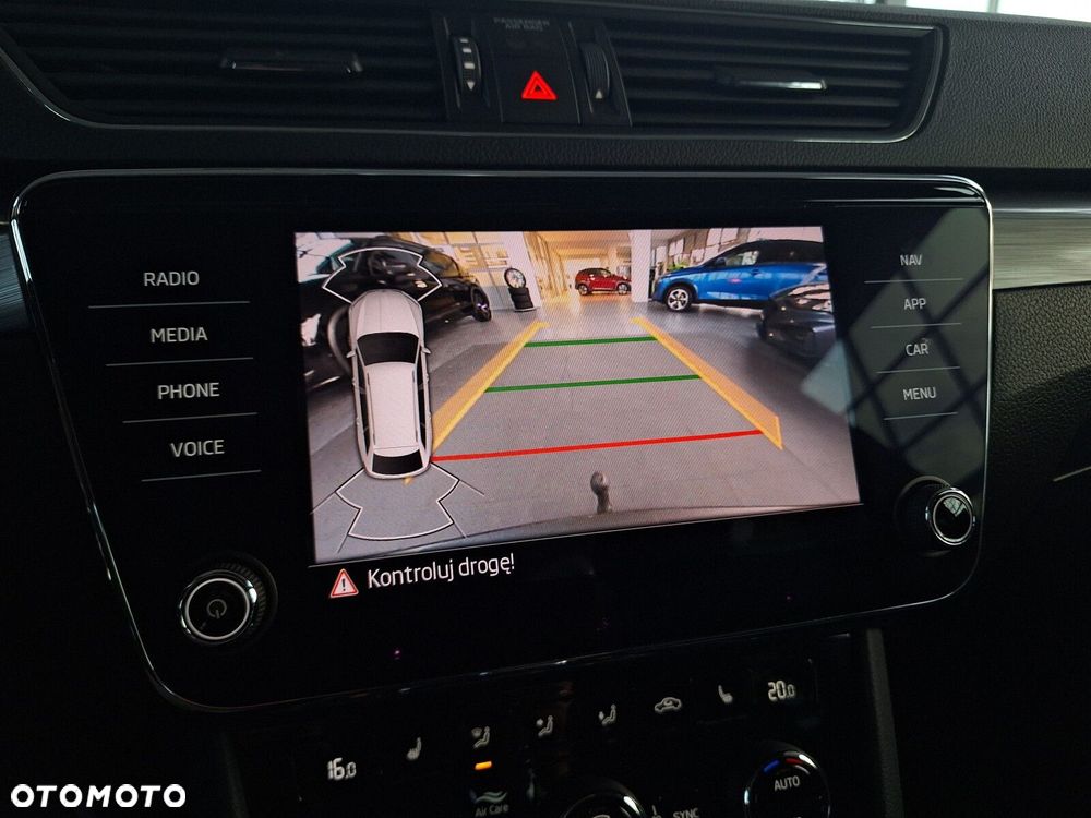 Skoda Superb 2.0 TSI Style DSG - 31