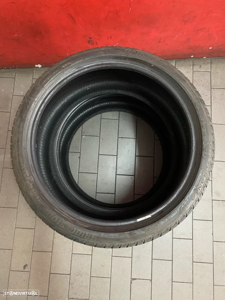 2 Pneus 255/35/19 Bridgestone Turanza T005 96Y com mais de 60 % de piso - 3