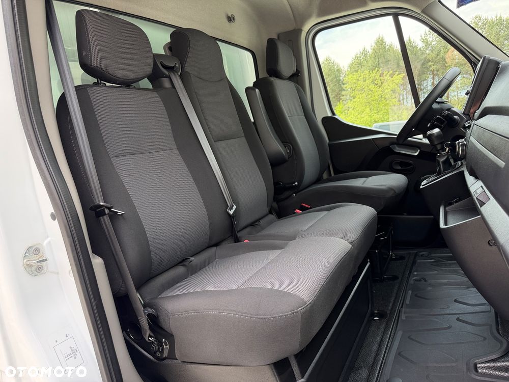 Renault Master Chłodnia 7 Europalet / Agregat Zanotti Z350s Grzanie, Mroźnia, Zasilanie 230V / Bliźniak / Wzmacniany / Oryginalny stan / Po serwisie / Niski przebieg / Salon PL / FV23% - 35