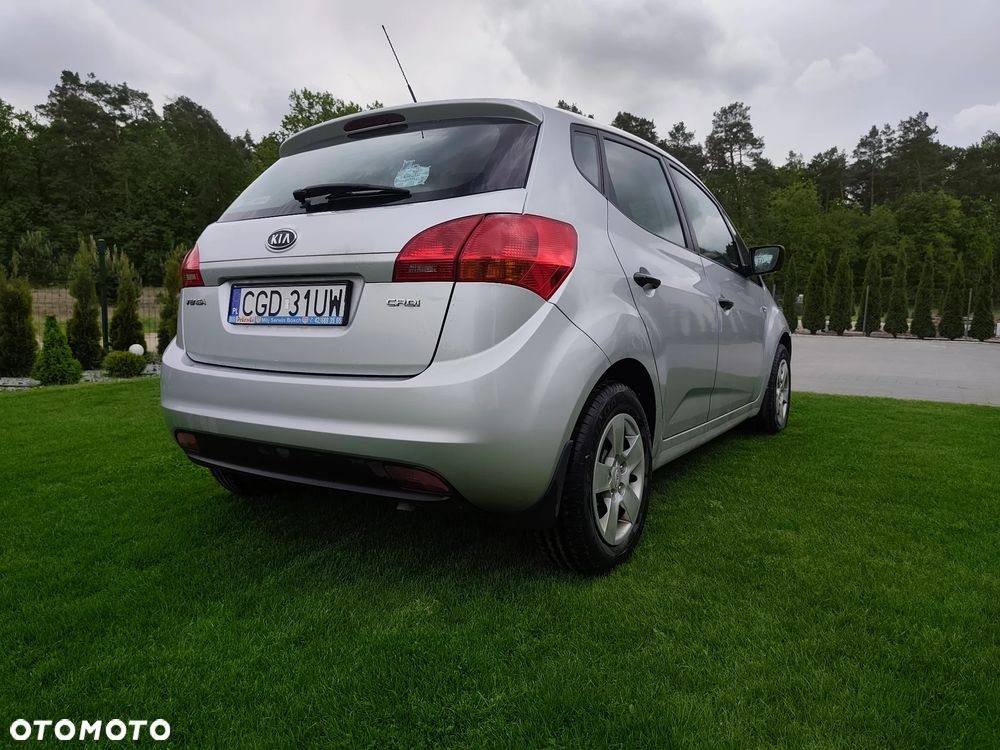 Kia Venga - 7