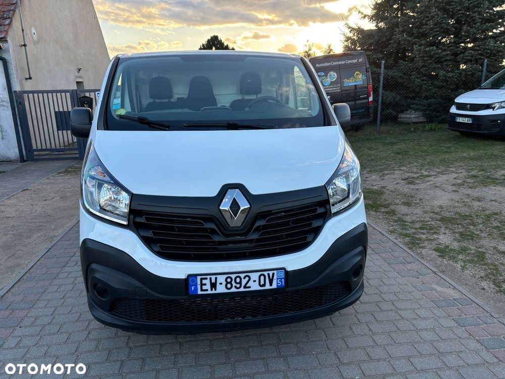 Renault Trafic - 2