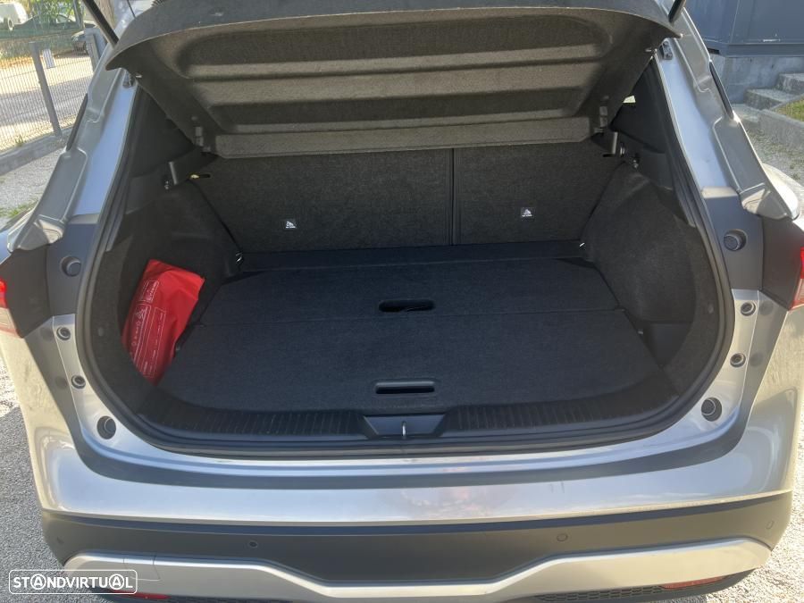 Nissan Qashqai 1.3 DIG-T N-Connecta Xtronic - 43