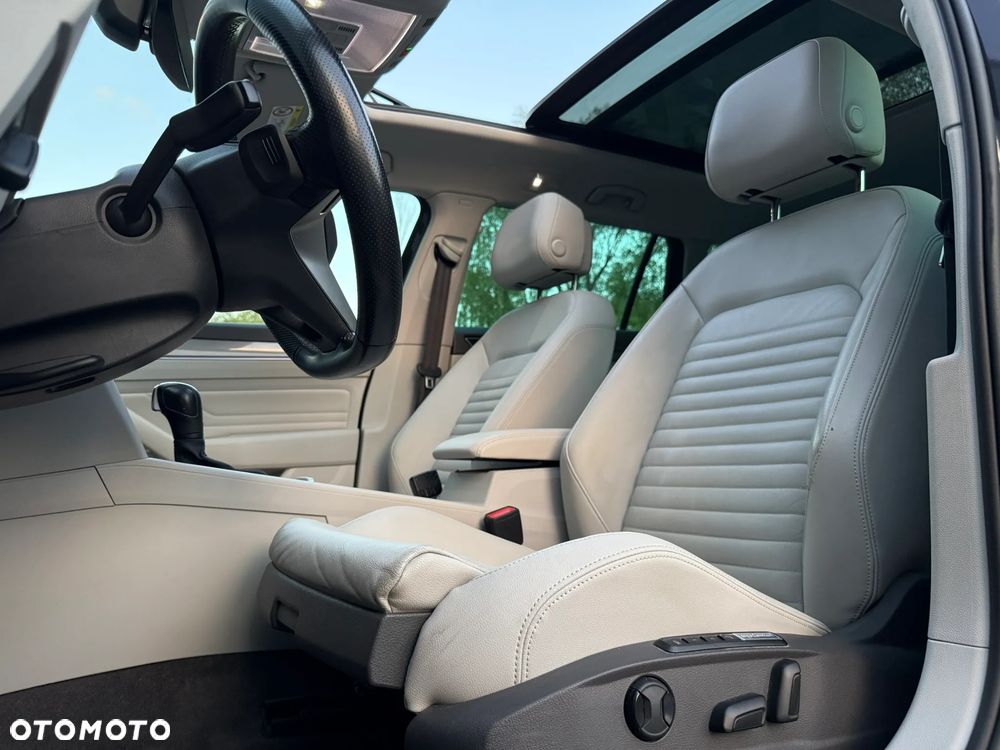 Volkswagen Passat Alltrack 2.0 TDI 4Mot DSG - 32