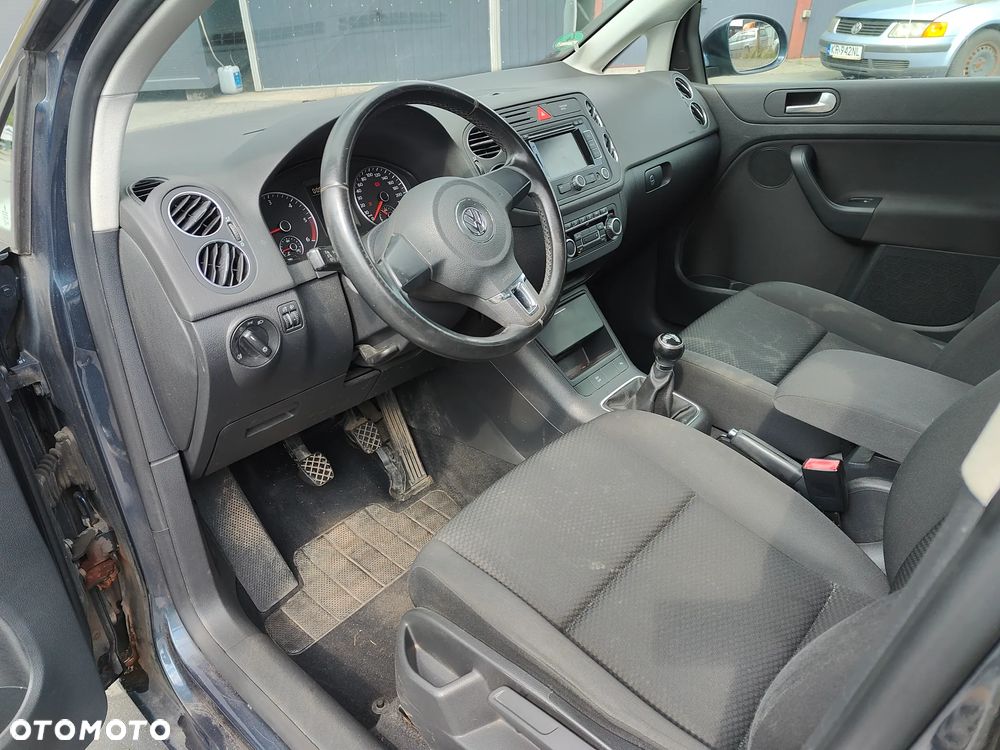 Volkswagen Golf Plus - 12