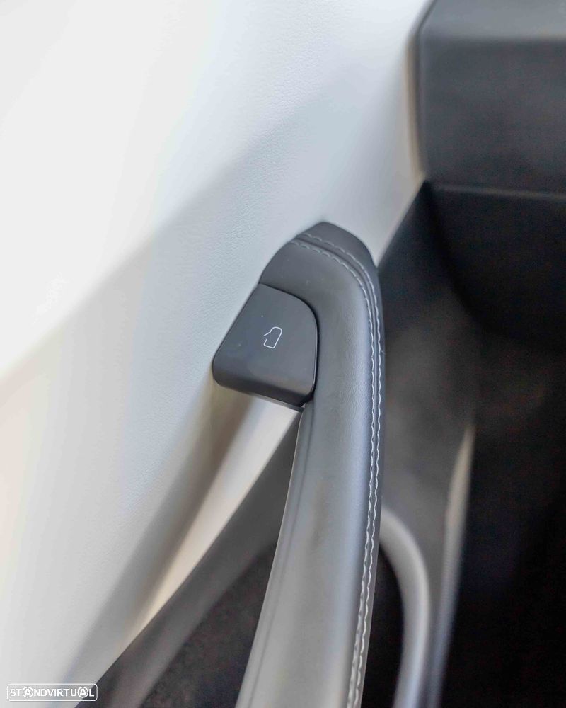Tesla Model 3 Long Range Tração Traseira Premium - 26