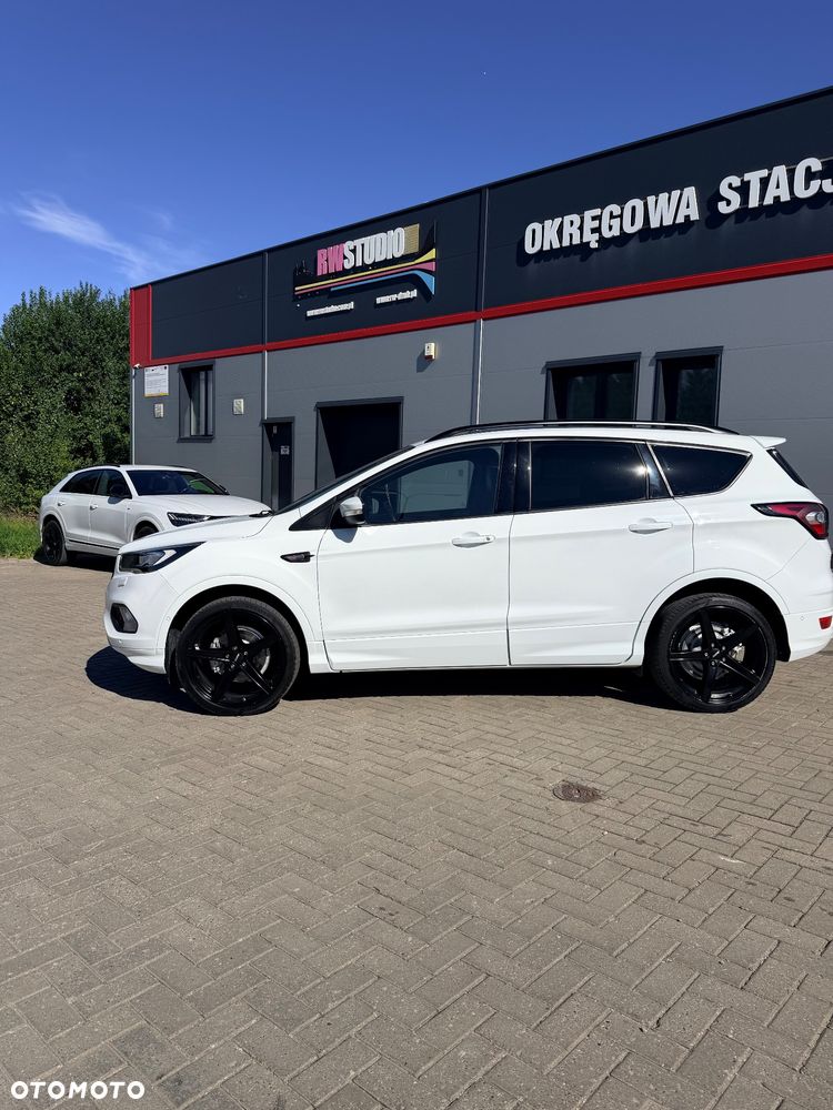 Ford Kuga 1.5 EcoBoost FWD ST-Line ASS MMT6 - 3