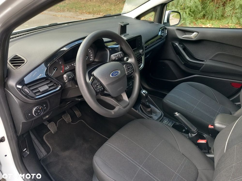 Ford Fiesta 1.1 S&S COOL&CONNECT - 13