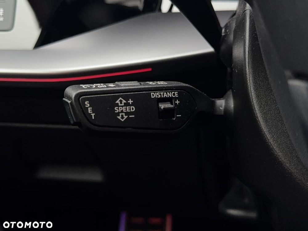 Audi RS3 Limousine - 21