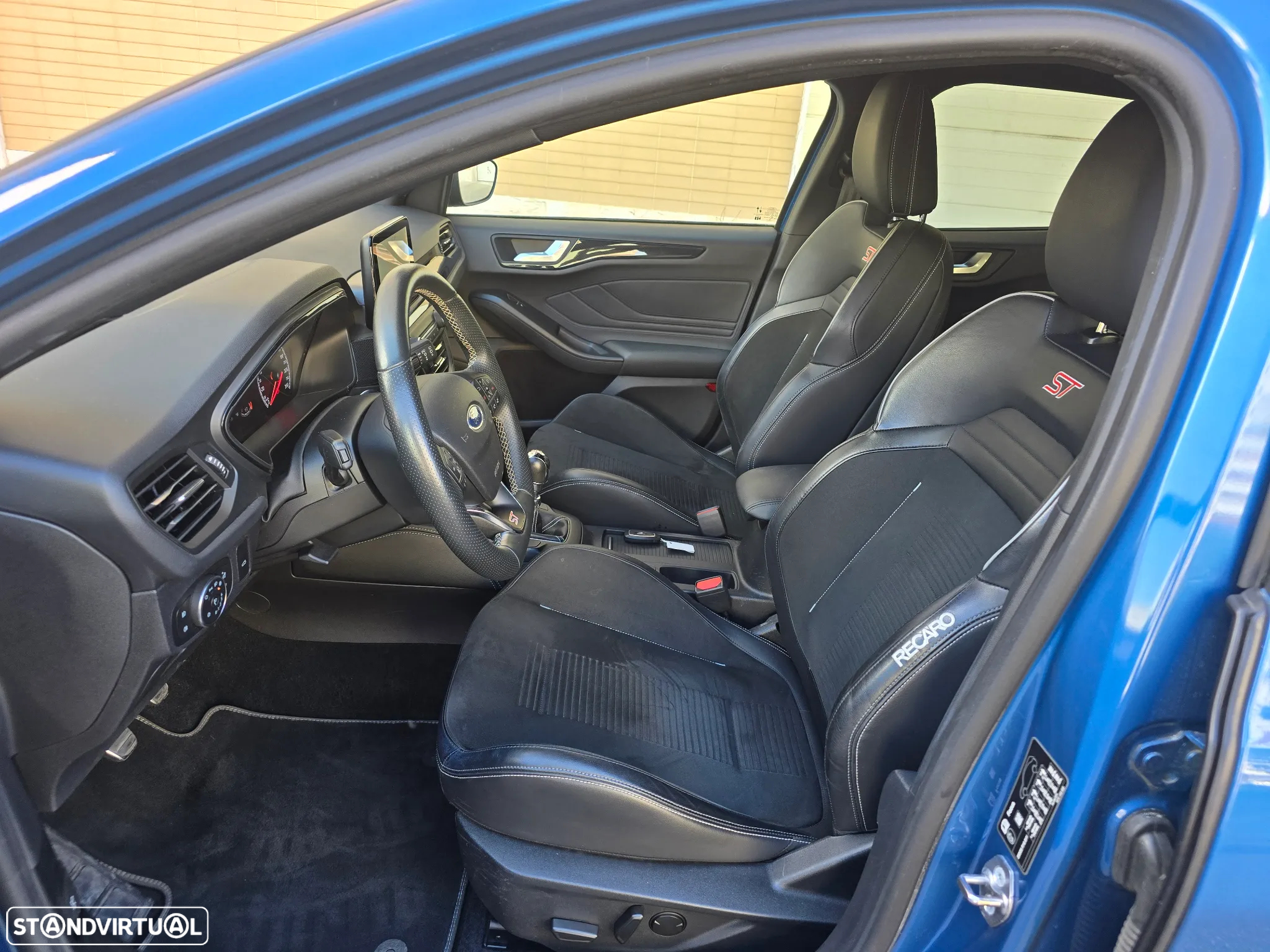 Ford Focus SW 2.3 EcoBoost S&S ST X - 18