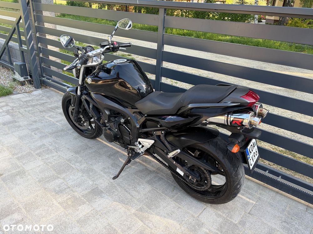 Yamaha FZ6 - 17