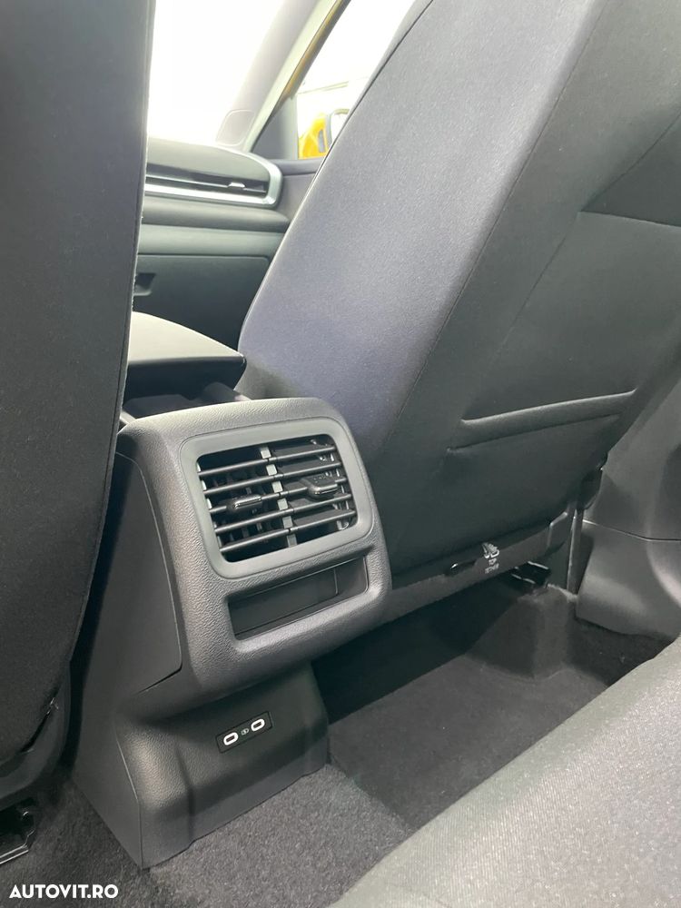 Volkswagen T-Roc 1.5 eTSI 115 CP DSG MHEV Life - 14