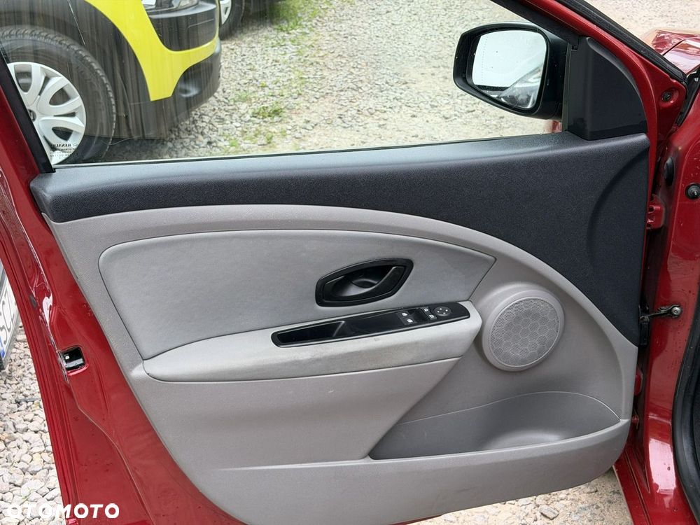 Renault Megane - 11