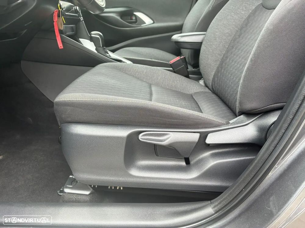 Toyota Yaris - 16