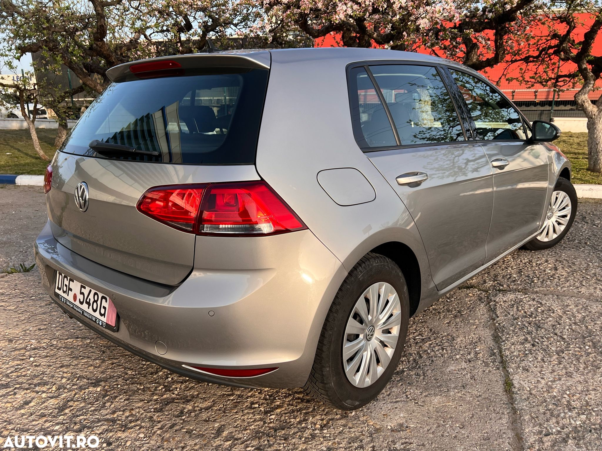 Volkswagen Golf 2.0 TDI DPF BMT DSG Comfortline - 5