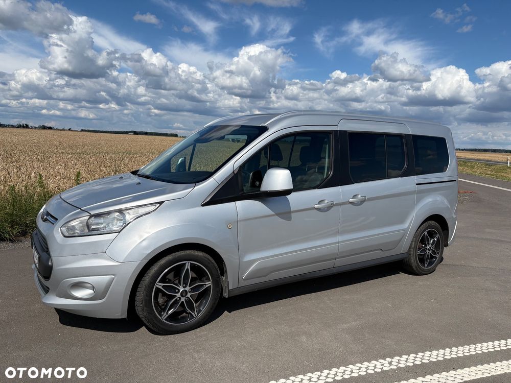 Ford Tourneo Connect 1.5 TDCi Titanium - 1
