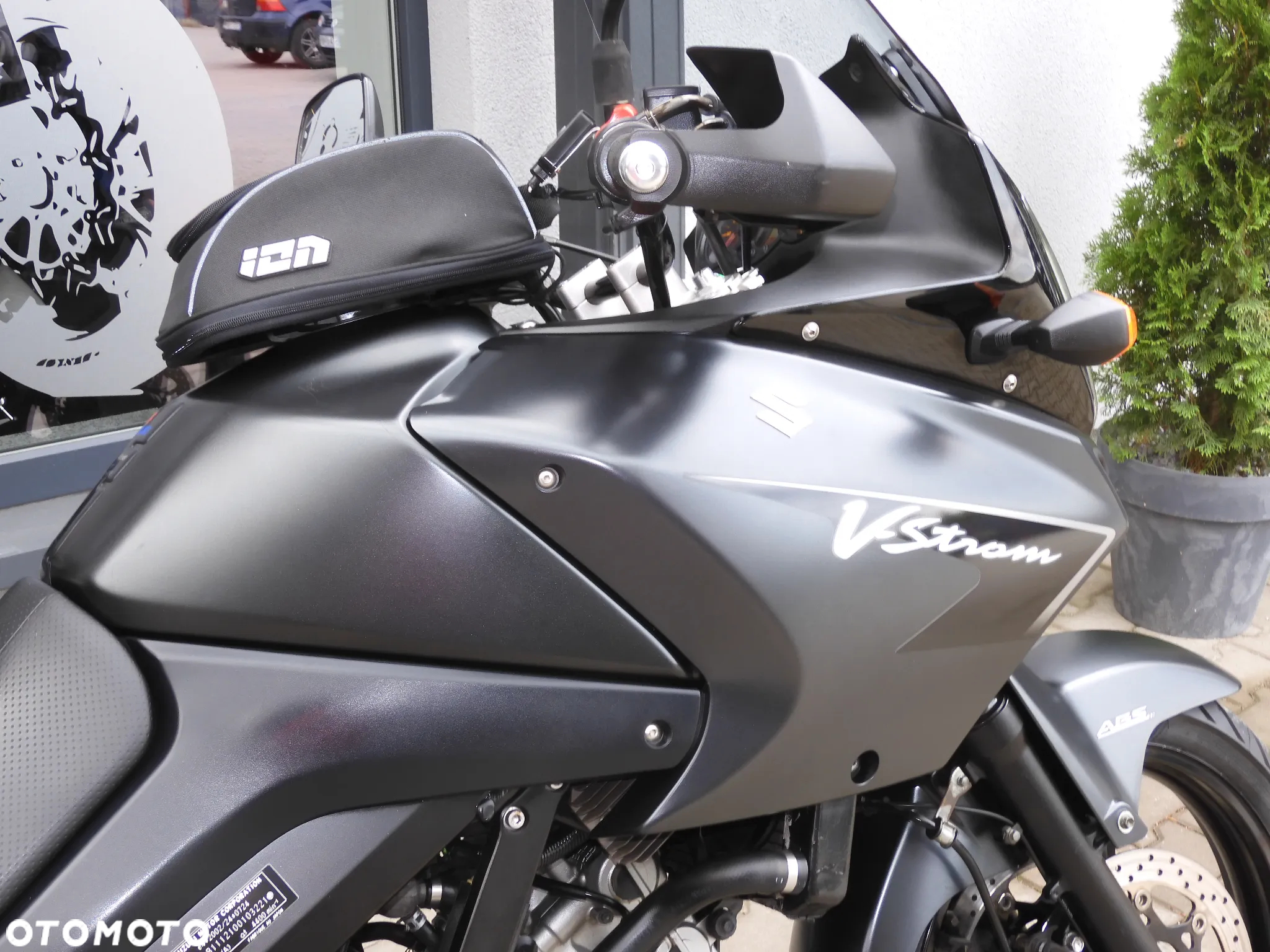 Suzuki DL - 15