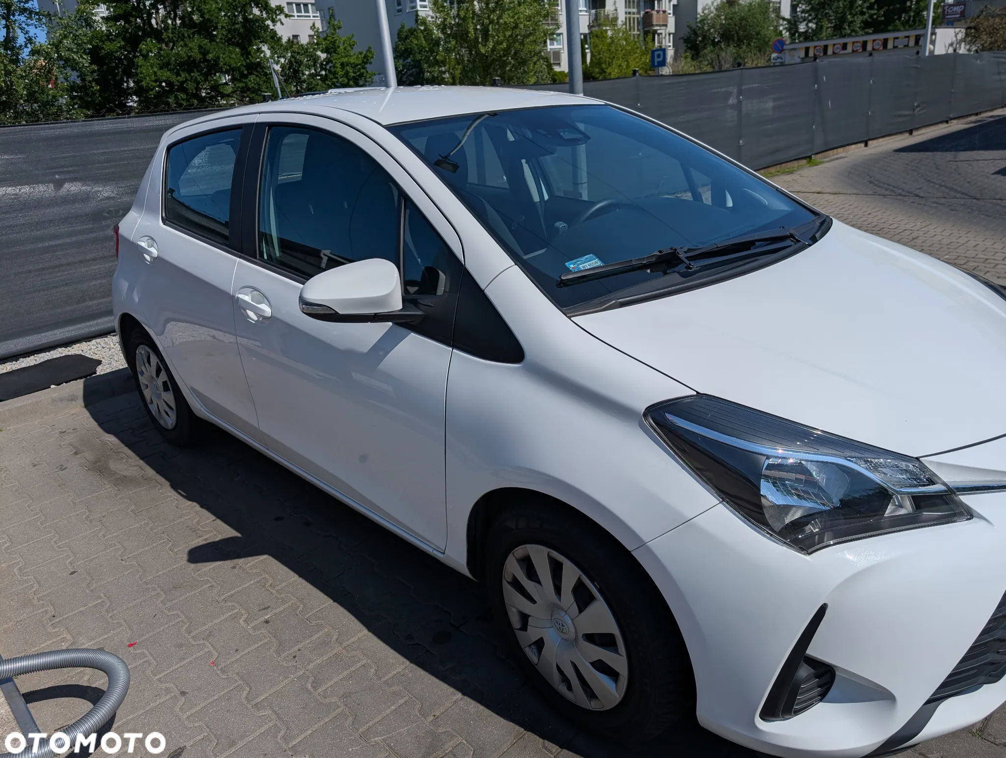 Toyota Yaris 1.0 Active - 11