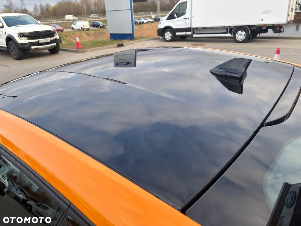 Ford Mustang - 16