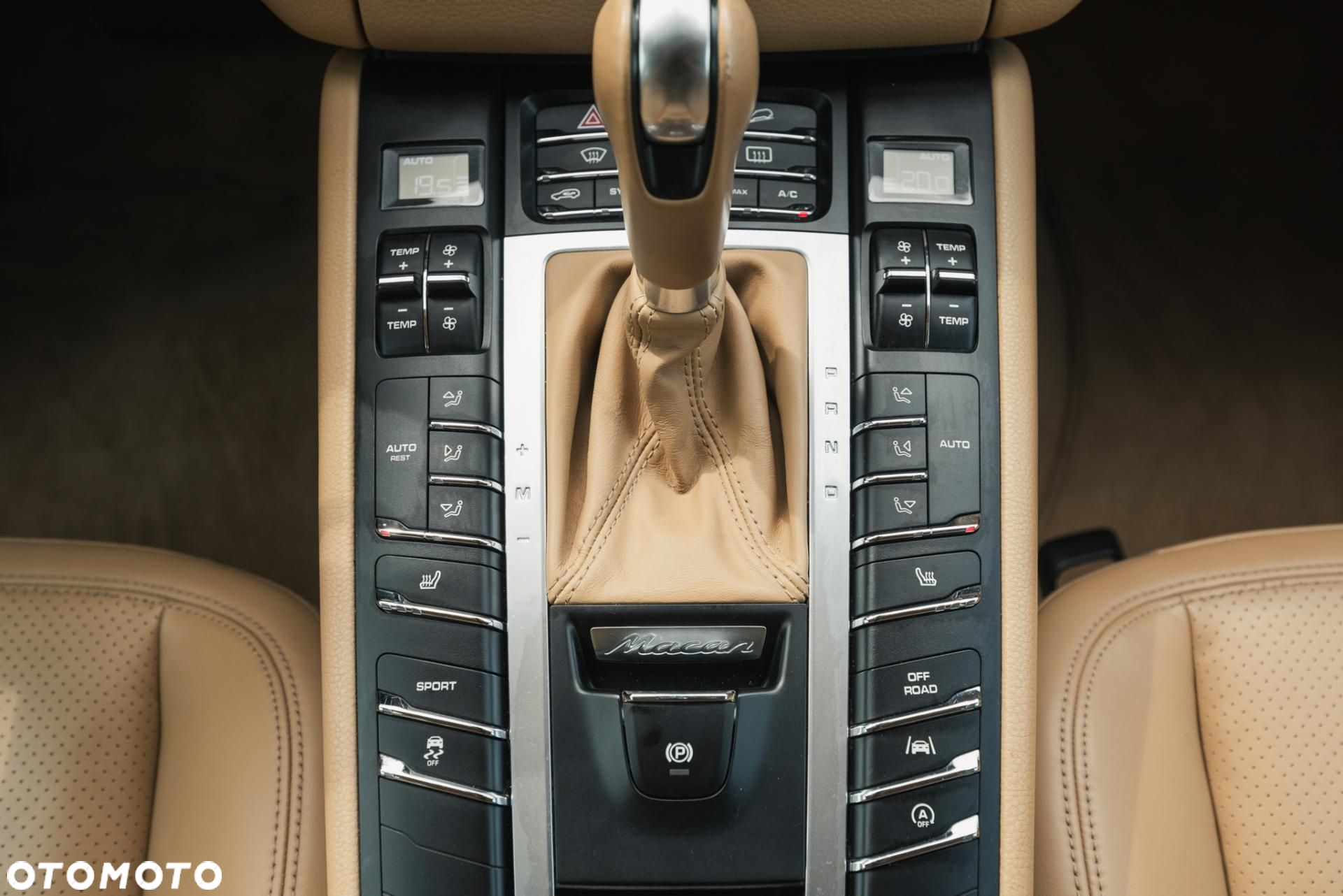 Porsche Macan - 22