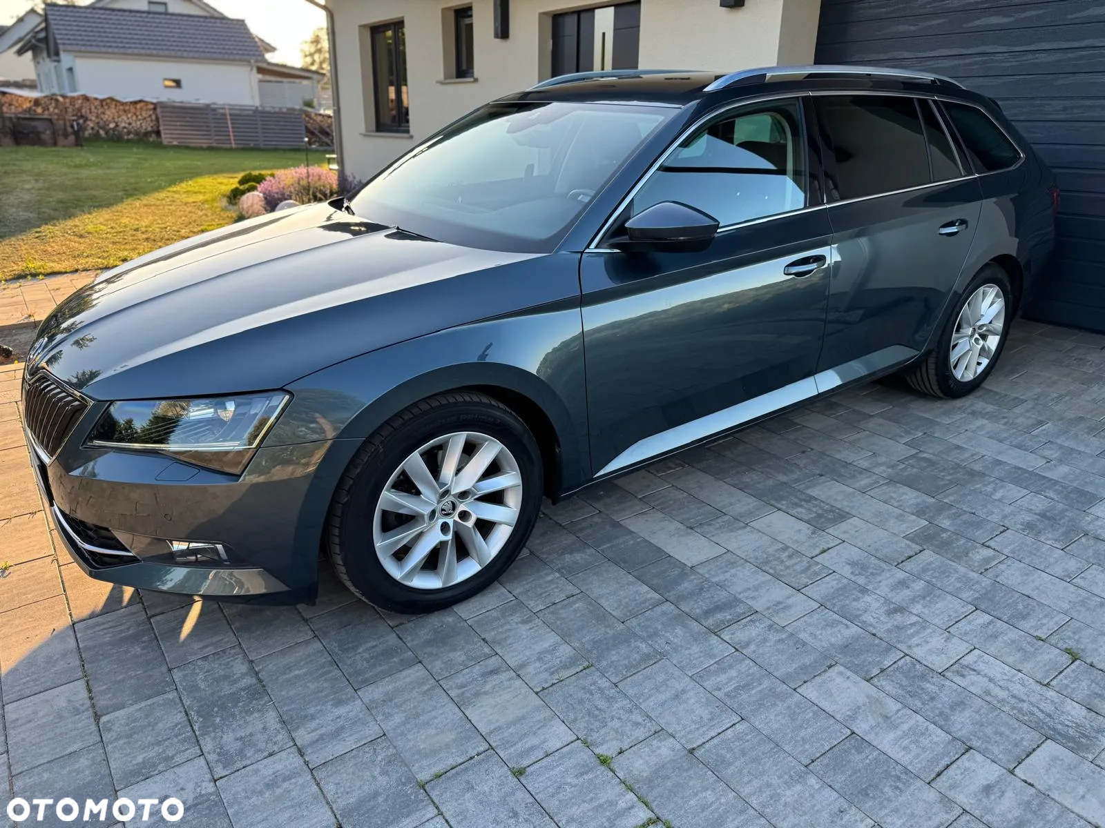 Skoda Superb 2.0 TDI Style - 17