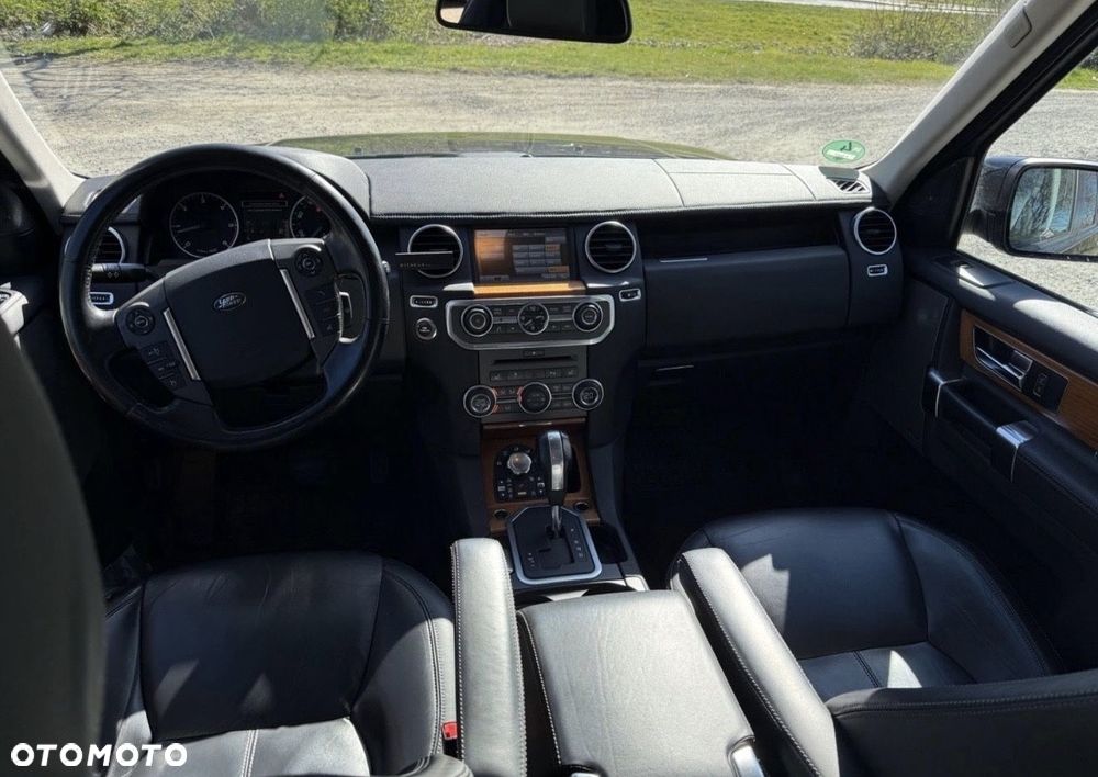 Land Rover Discovery 3.0D V6 HSE - 8