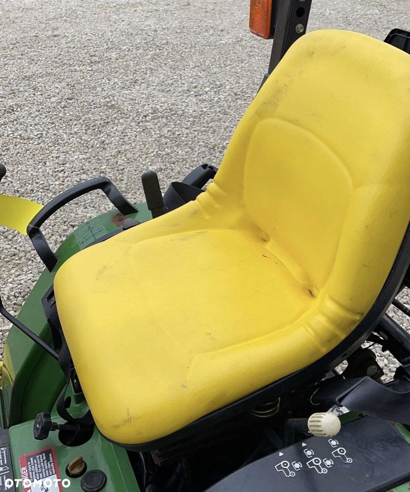 John Deere 4100 - 21