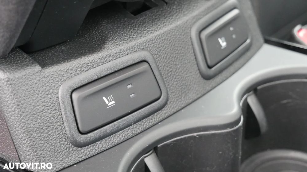Renault Kadjar TCe 140 EDC GPF BLACK EDITION - 19