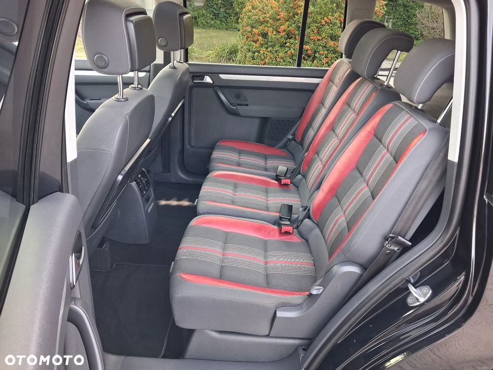 Volkswagen Touran 1.6 TDI DPF MATCH - 22