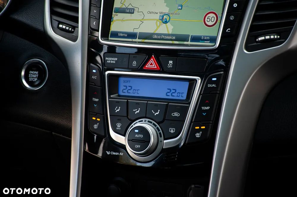 Hyundai i30 blue 1.6 CRDi Trend - 19