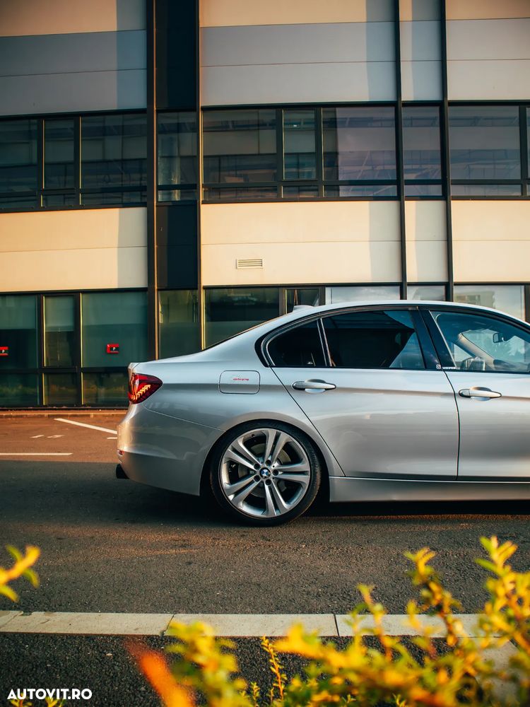 BMW Seria 3 335i Sport-Aut. Sport Line - 10