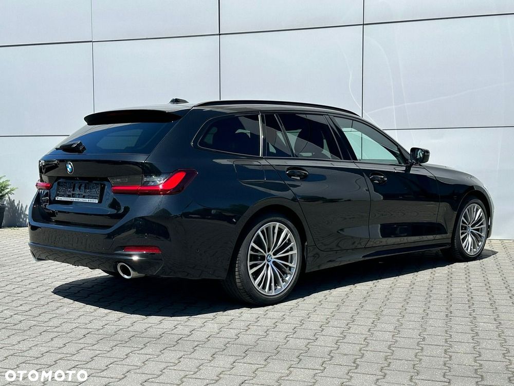 BMW Seria 3 320d xDrive MHEV Sport Line - 10