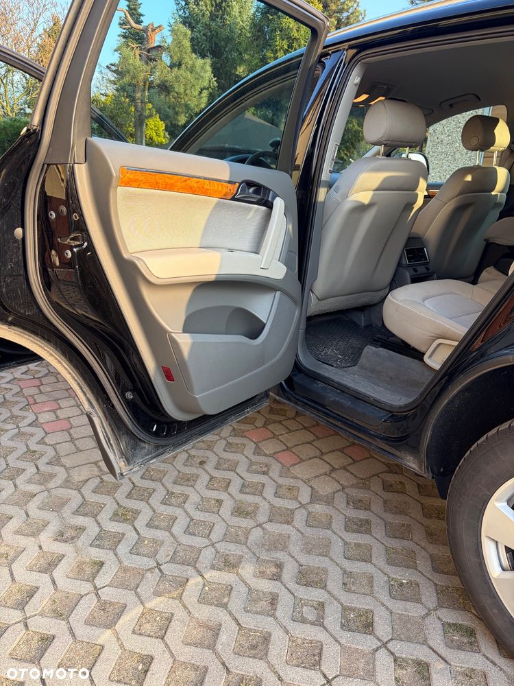 Audi Q7 - 10