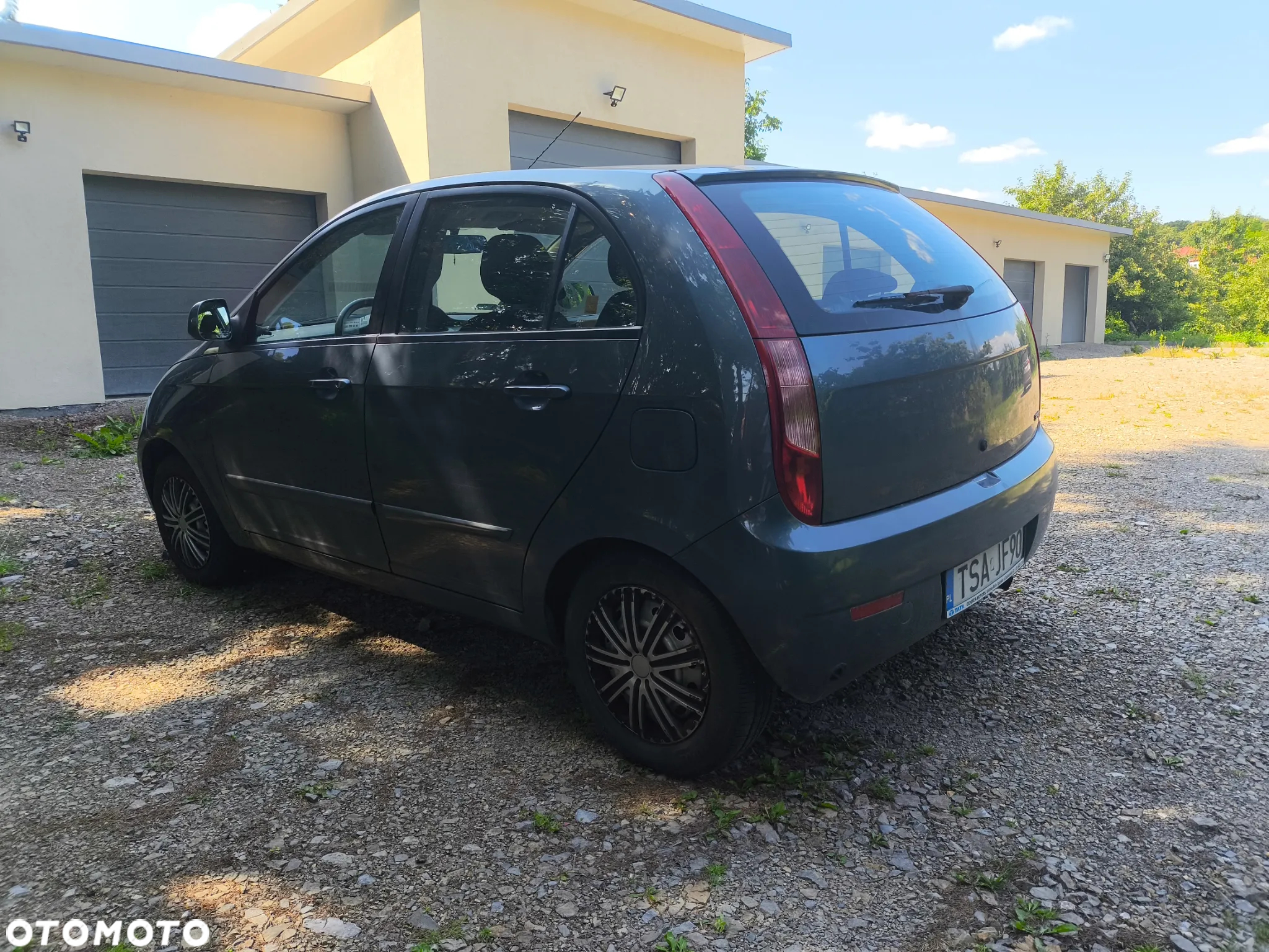 Tata Indica Vista 1.4 Safire - 3
