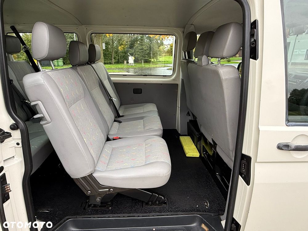 Volkswagen Transporter T5 TDI L2H1 Silverline - 15
