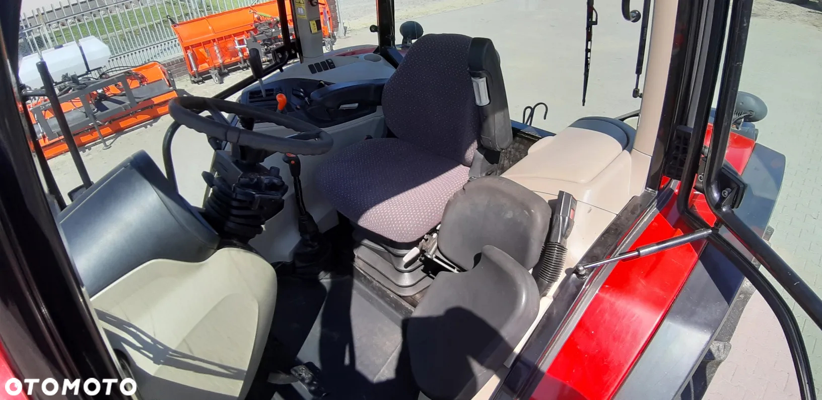 Massey Ferguson 5710 - 13