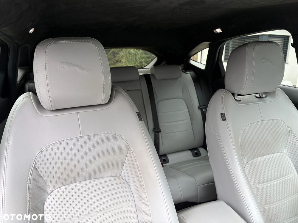 Jaguar E-Pace D165 AWD R-Dynamic S - 25