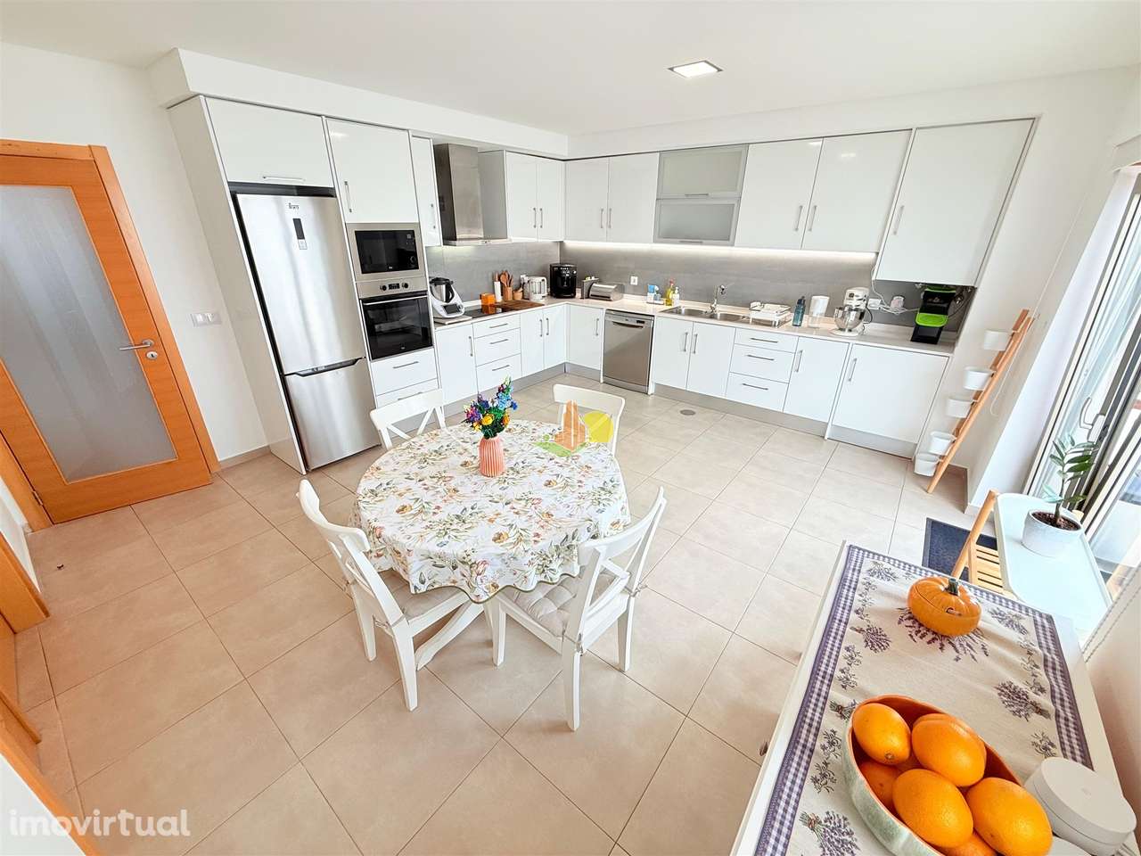 M5 Equipada e Mobilada - Grande imagem: 3/44