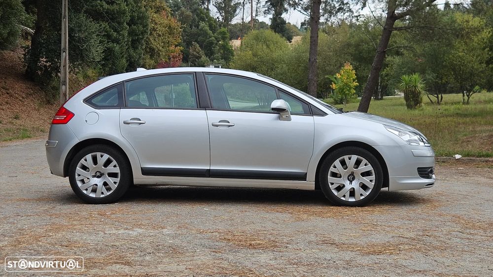 Citroën C4 1.6 HDi 110 VTR Pack - 4