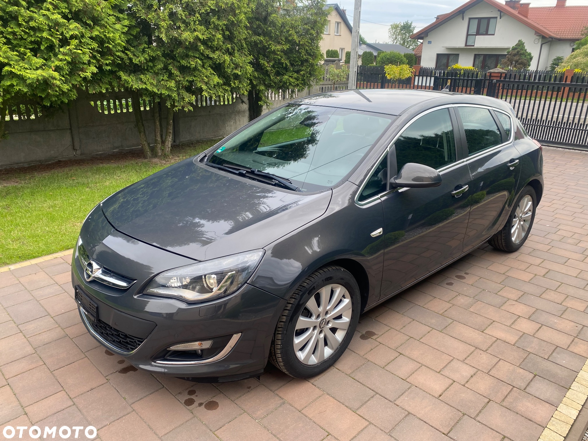 Opel Astra 1.6 Turbo Automatik Cosmo - 9