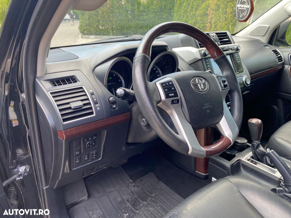 Toyota Land Cruiser 3.0l Turbo D-4D Aut. AVS 7 Locuri Luxury - 11