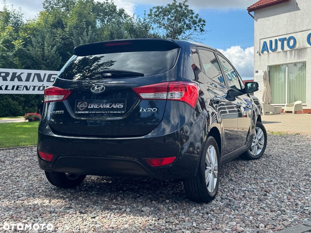 Hyundai ix20 - 7