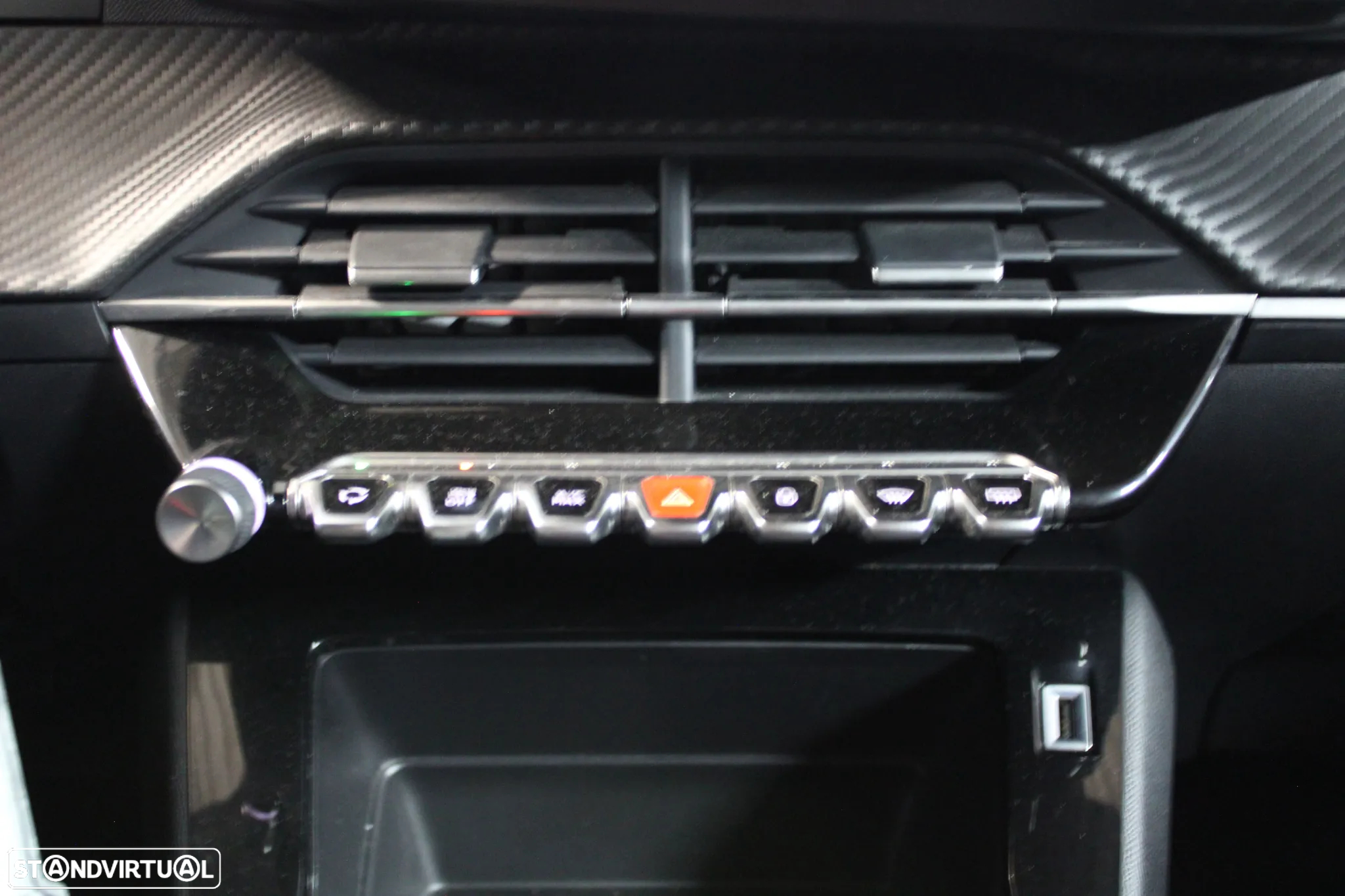 Peugeot 2008 1.2 PureTech Active Pack - 15