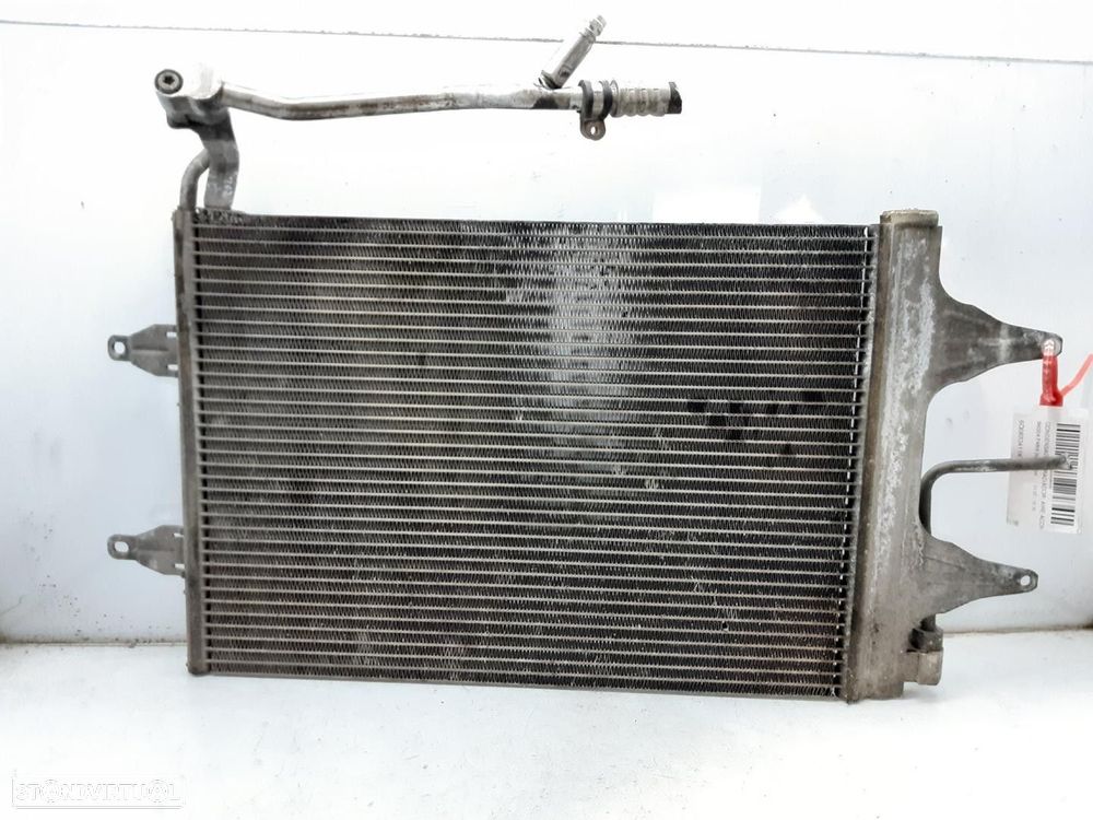 CONDENSADOR / RADIADOR AR CONDICIONADO SKODA ROOMSTER 2007 - 2