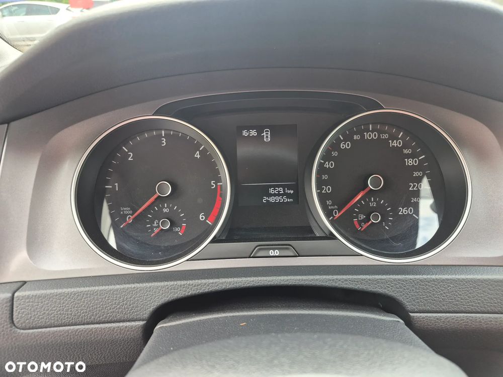 Volkswagen Golf 1.6 TDI BMT Highline - 12