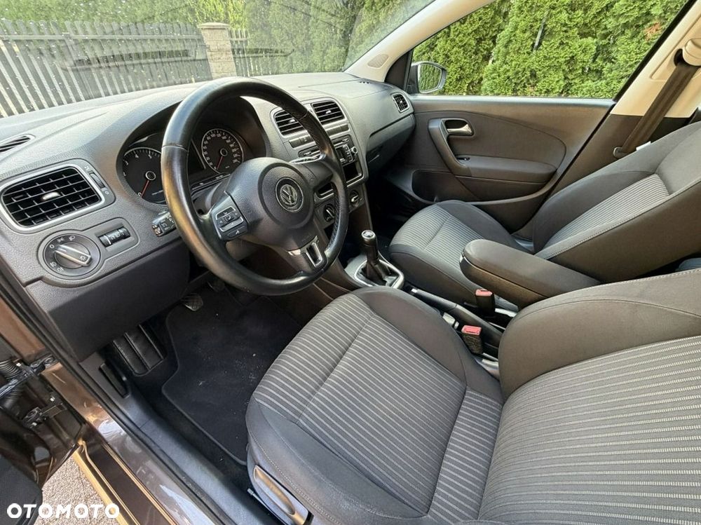 Volkswagen Polo - 11