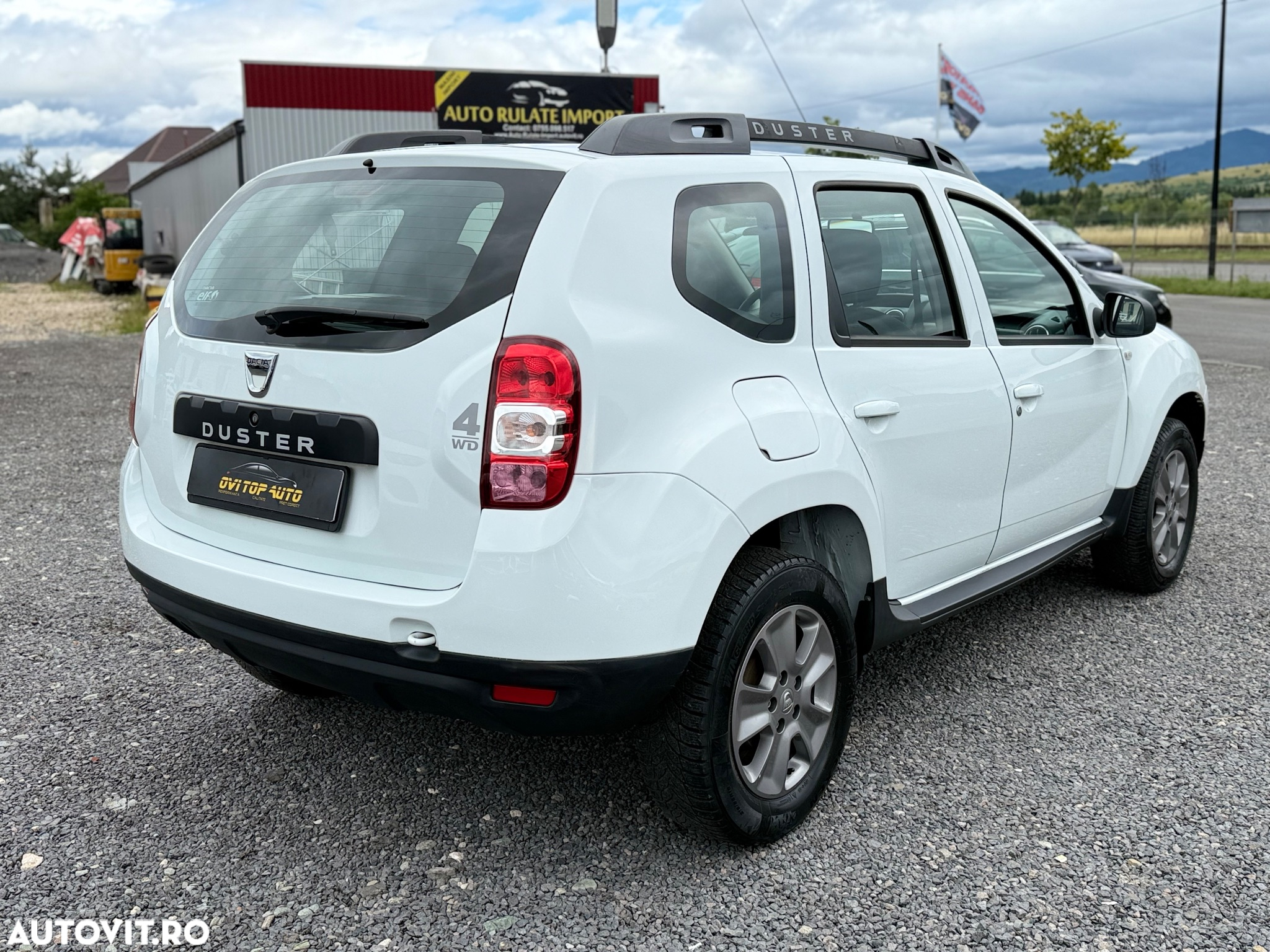 Dacia Duster 1.5 dCi 4x4 Laureate - 4