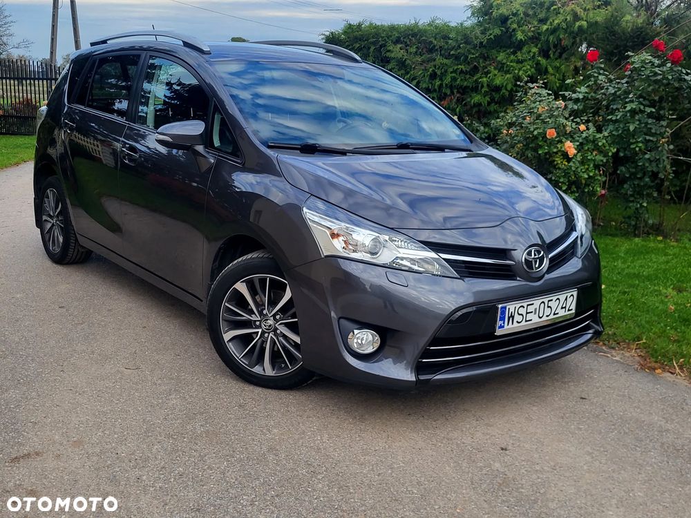 Toyota Verso - 3