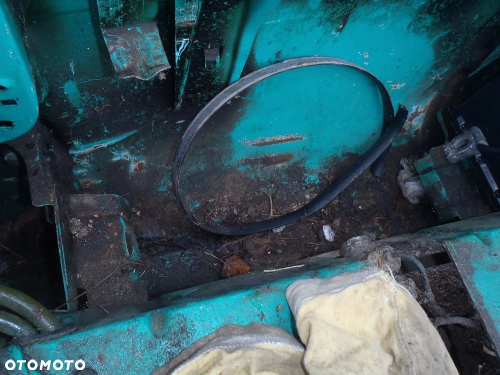 błotnik poszycie dach pas przedni karoseria ćwiartka buda fiat 126p maluch fl elegant - 14