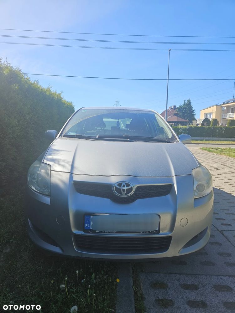 Toyota Auris 1.4 D-4D Luna - 1